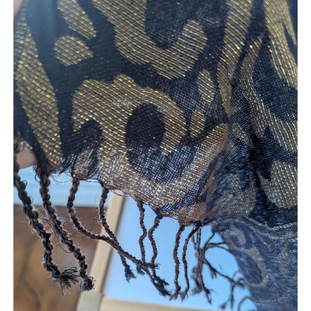 West Loop Pashmina Scarf or Wrap Gold & Black 64" x 28" Shimmery Fringe NWT - Picture 7 of 9